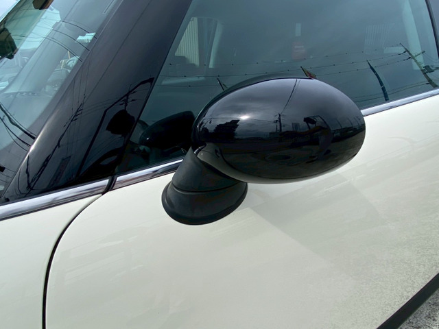 �u���b�N�J�o�[�t���h�A�~���[��