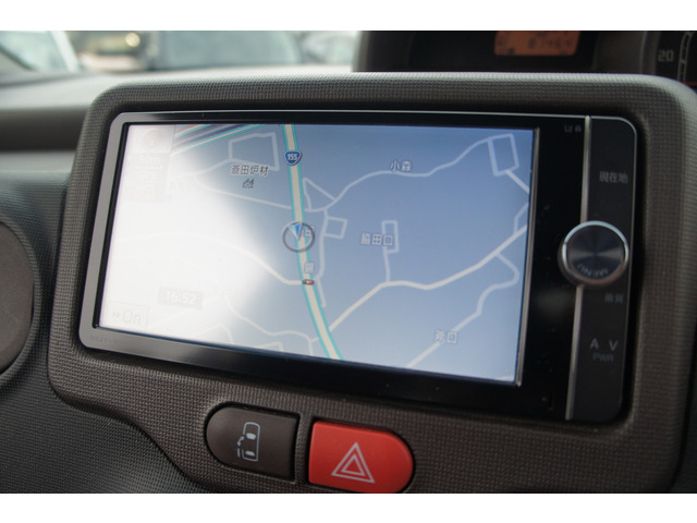 エンジン、ミッションなど金額の大きな箇所も無料修理♪代車もご用意!☆自社保証☆安心3ヶ月間の無料保証付。カーセンサーアフター保証も有り☆1年〜2年更新保証もご用意有ります。輸入車は1年保証〜有償のみです。