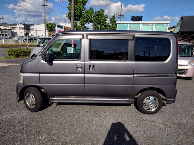 �O���d�グ�A�����A�j���d�グ�A�����N���[�j���O�v���܂��B���̒S���҂���������d�グ�A�[�Ԃ����Ē����܂��B