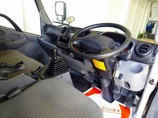 AC PS PW SRS ABS �W���h�A���b�N ���d�i�~���[ AM/FM���W�I ETC �o�b�N���j�^�[ �h���C�u���R�[�_�[ �^�[�{ �r�C�u���[�L �⓹���i�⏕���u �t���A5MT