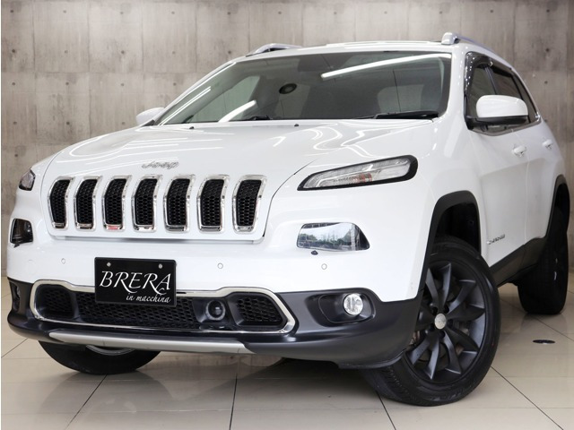 チェロキー(ジープ) リミテッド 4WD　ワンオーナー パノラミックサンルーフ 中古車画像