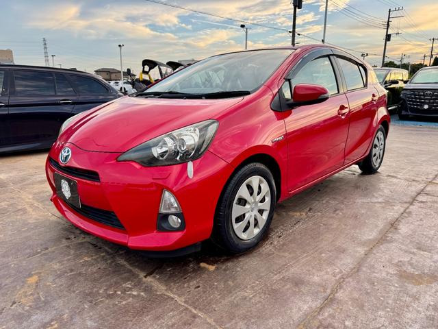 アクア(トヨタ) ハイブリッド/シートヒーター 中古車画像