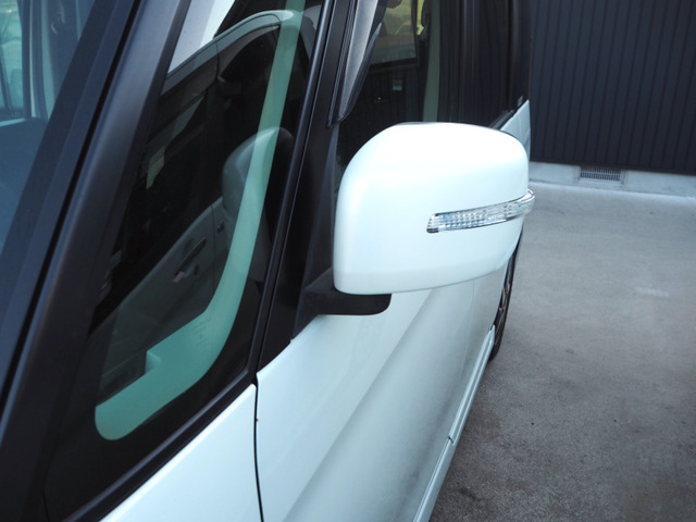 �d���i�[�E�C���J�[�~���[���t���Ă��邾���ō�������UP����E�B���J�[�����T�C�h�~���[!!������񌩂��ڂ����łȂ��A�Ό��Ԃ���̎��F���̌���ɂȂ���A���S�x���オ��܂�