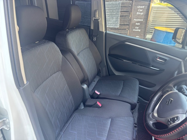 �����̒����炲���������肪�Ƃ��������܂��B �݌ɎԑS�ă��[���N���[�j���O�E�R�[�e�B���O�{�H�����̑��I�C�������A�_�������{���[�Ԓv���܂��B ���s���ȓ_�Ȃǂ���܂�����A���C�y�ɂ��A�����������B  �S���o�^�[�ԉ\