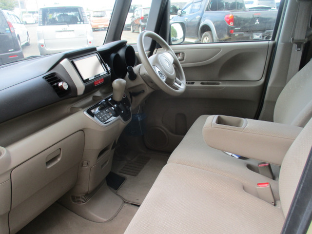 フロントシート