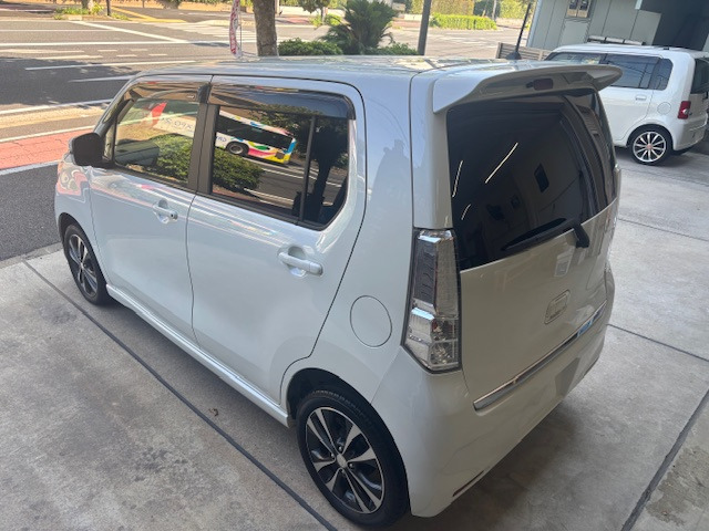 �����̒����炲���������肪�Ƃ��������܂��B �݌ɎԑS�ă��[���N���[�j���O�E�R�[�e�B���O�{�H�����̑��I�C�������A�_�������{���[�Ԓv���܂��B ���s���ȓ_�Ȃǂ���܂�����A���C�y�ɂ��A�����������B  �S���o�^�[�ԉ\