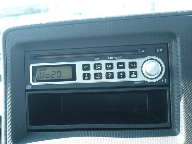 �����I�[�f�B�I�����W�I�ECD�����܂�!���D����CD���W�I�𒮂��Ȃ���d����܂ōs���܂�(^^��