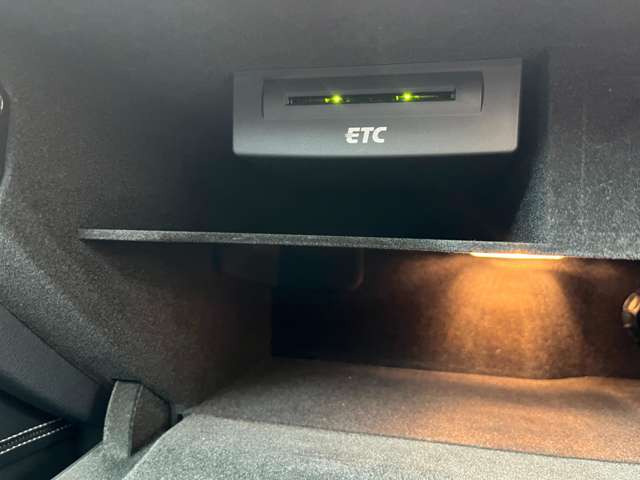 当社はお客様に安心・満足していただけるよう全車、法定点検・洗車をしてから納車させていただいております。