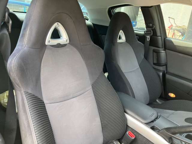 ���А����H��ɂāA���X���Ԃ̐�������������ƍs���Ă���܂��B���w����̃����e�i���X�����S���Ă��C����������!