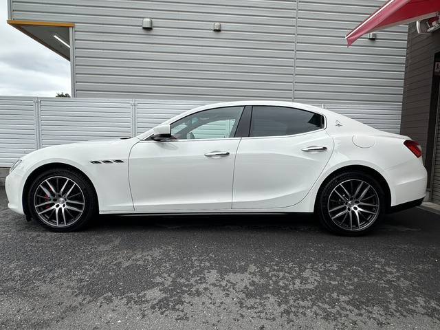 �y�O�� �����z