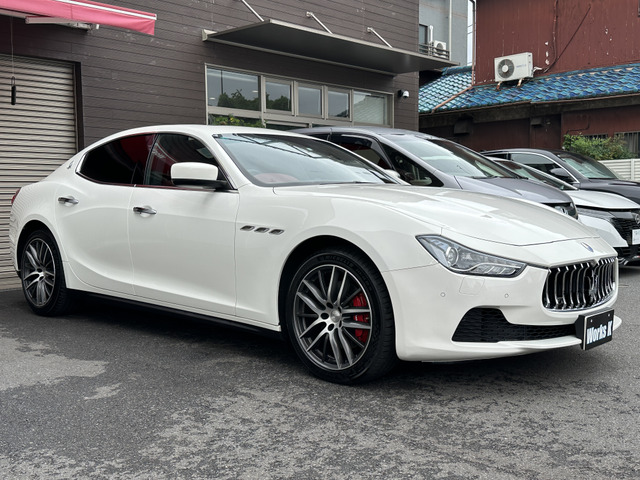 �y�O�� �΂߉E�z