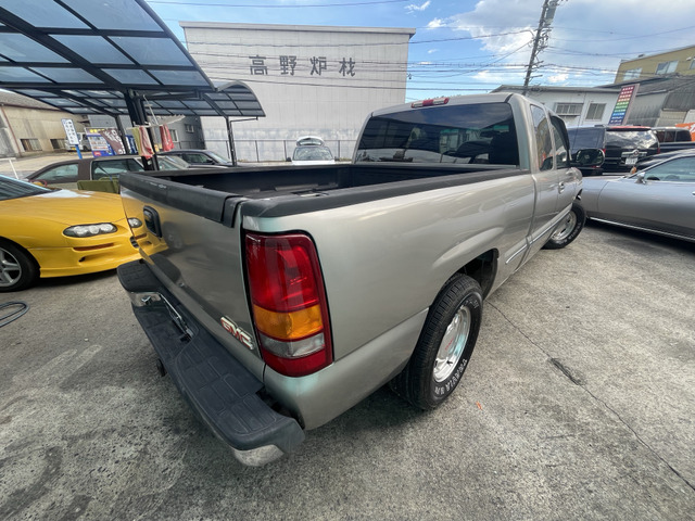 �����ԕی��������k���������B���X�͎O��Z�F�C��A���������j�b�Z�C���a���ۂ̑㗝�X�ł��B�ی��S��������̍ۂ͘A�g������Đv���ɂ��Ή��v���܂��B��ԁE�����^�J�[�����p�ӂł��܂��̂ł����S���������B