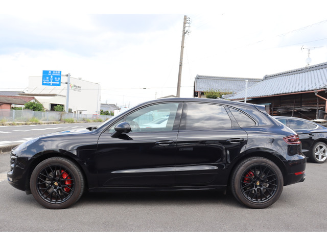 マカンGTS PDK 4WD