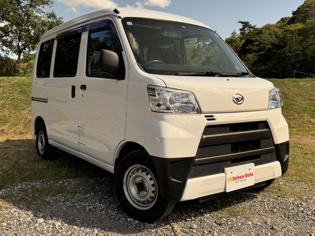 �X�|�[�e�B�ȃf�U�C�����L�}���Ă܂�!