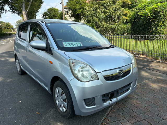 ��200,000�ɂĎԑ̐ō��A�Ԍ�2�N�t�̉��i�����T�C�N��������8,640�ƁA�o�^��s�����͕ʓr���Ղ������܂��B