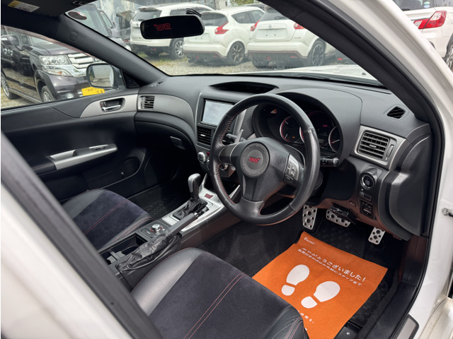 �k�C���̓~�����S��4WD�ł��� ��G���W���̓^�C�~���O�`�F�[�����Ȃ̂Ō����̕K�v�͂قڂ���܂���̂ň��S�ł��ˁ�