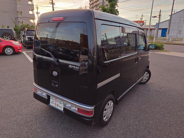 ナビ・バックモニター・ETC・地デジチューナー・フリップダウンモニター等の用品もご相談ください。現在お乗りのお車からの付け替え、持ち込み取り付けも可能です。