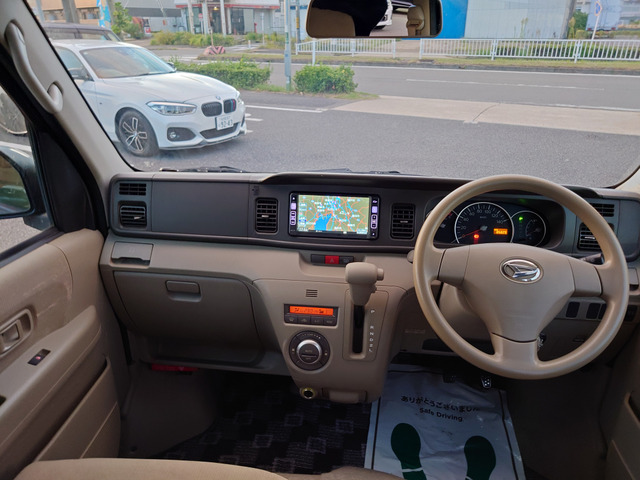 本店では軽自動車及びコンパクトカーからミニバン、輸入車まで取り扱っております。グループ全店で常時在庫180台以上取り揃えております。厳選仕入れをしております!