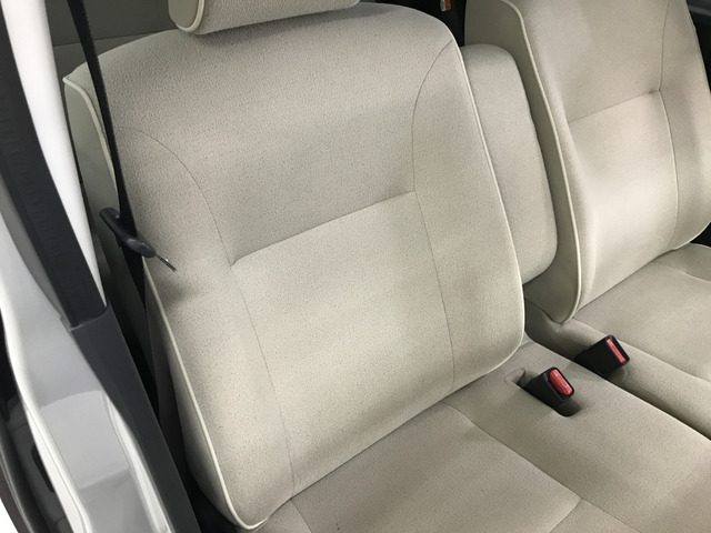 【全国納車OK】 現車をご覧になれないお客様でも、安心してお車をご購入いただける環境を整えております。 色々な角度から撮影したたくさんの画像など豊富な資料送りいたしております。