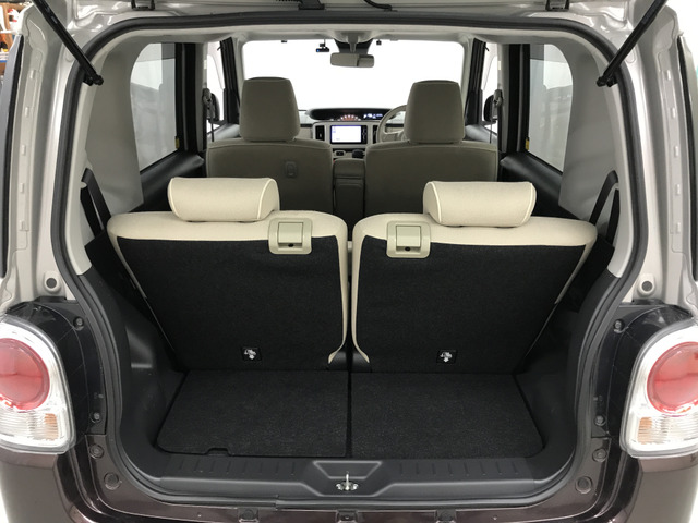 【ガラス張りの品質】 当社の展示車両にはAIS鑑定書とオートオークション会場の査定表を積み込んでいます。プライスボードの金額は諸経費込みのお支払い総額。品質も価格も百聞は一見に如かず。一目瞭然です。