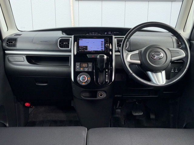 シートやダッシュボード、内張りなど徹底清掃済み!消臭・除菌処理も実施し、快適で清潔な車内空間をご提供します!