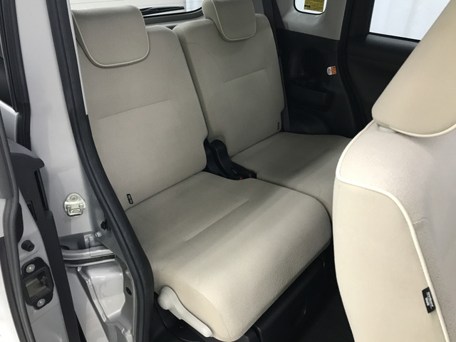 【試乗OK】お車の移動や手続きなどございますので、ご希望の際はご来店日時を前日までにご連絡ください。ナンバープレートの無い車の公道での試乗は、スタッフの運転となります。場内試乗は可能です。