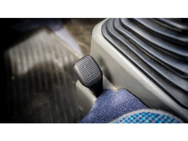 �l��n�C���[�؂�ւ����o�[