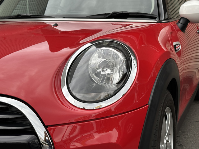 �y�w�b�h���C�g�z