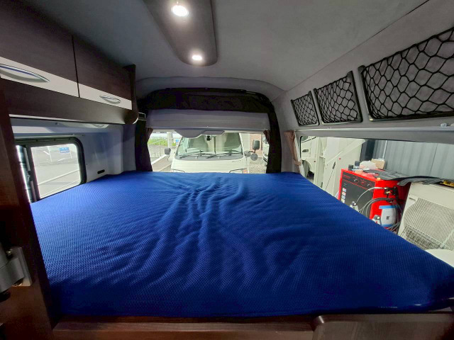 �L�X�Ƃ�����݃x�b�h!���@��180cm&times;142cm�ƂȂ��Ă���܂�!