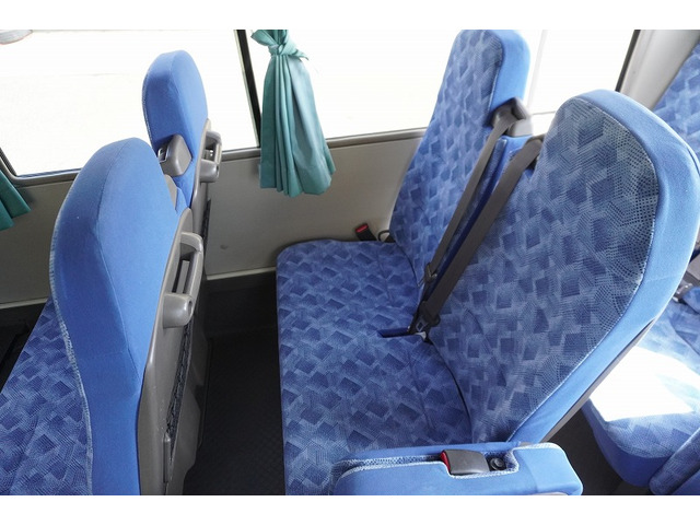 �V�Ԓ����������Ă���܂��B���g�p�̎ԂȂǂ����Ŕ[���������g���b�N����������u���Ă���܂��̂ł������������B