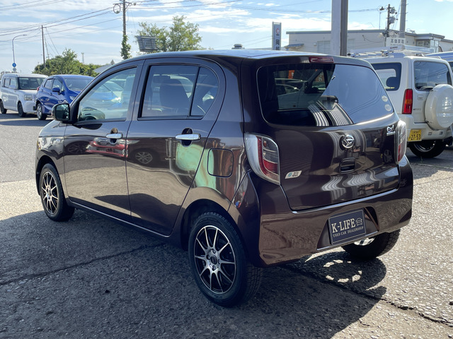 �y�x�����z���i�X�z���Ԃ������������܂��āA���ɗL�������܂��B�݌Ɏԗ��ɂȂ�܂��̂ŁA���񂲓s���̋X�������ɁA���ɗ��ĉ������B���X�\��������ƁA���ē����X���[�Y�ł��B