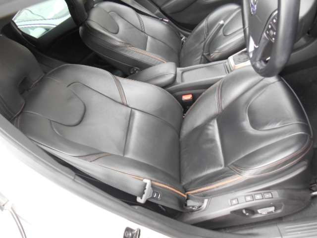 綺麗なクロ革運転席メモリーPシート シートヒーター付