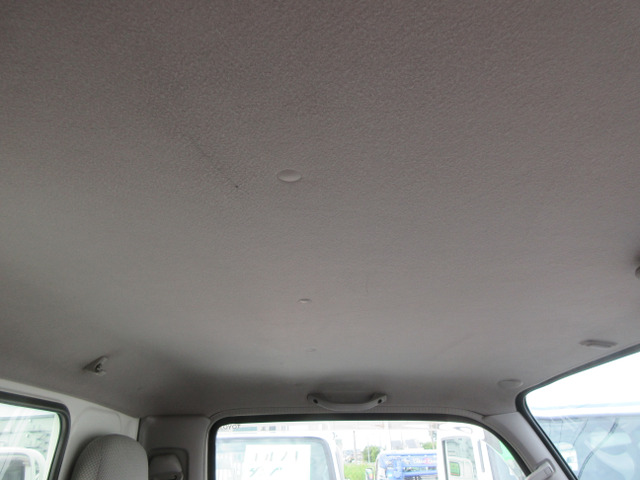 �������E�V����ł���