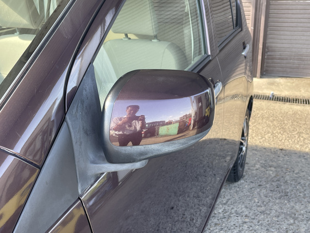 �y�x�����z���i�X�z���Ԃ������������܂��āA���ɗL�������܂��B�݌Ɏԗ��ɂȂ�܂��̂ŁA���񂲓s���̋X�������ɁA���ɗ��ĉ������B���X�\��������ƁA���ē����X���[�Y�ł��B