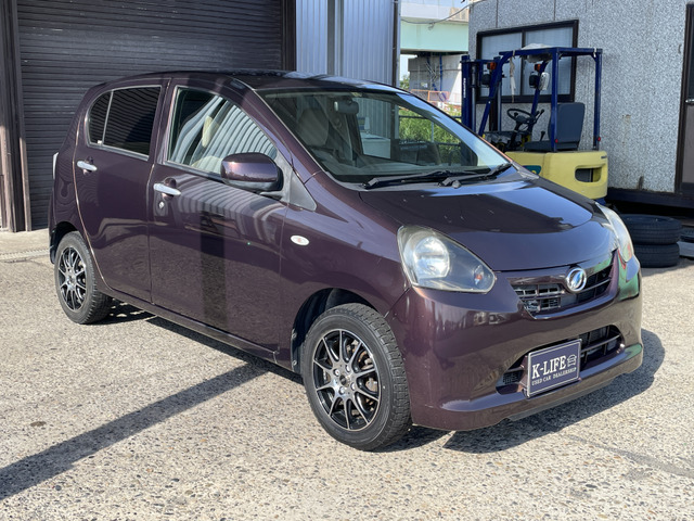 �y�x�����z���i�X�z���Ԃ������������܂��āA���ɗL�������܂��B�݌Ɏԗ��ɂȂ�܂��̂ŁA���񂲓s���̋X�������ɁA���ɗ��ĉ������B���X�\��������ƁA���ē����X���[�Y�ł��B