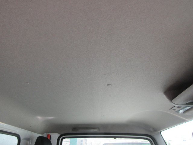 �������E�V����ł���