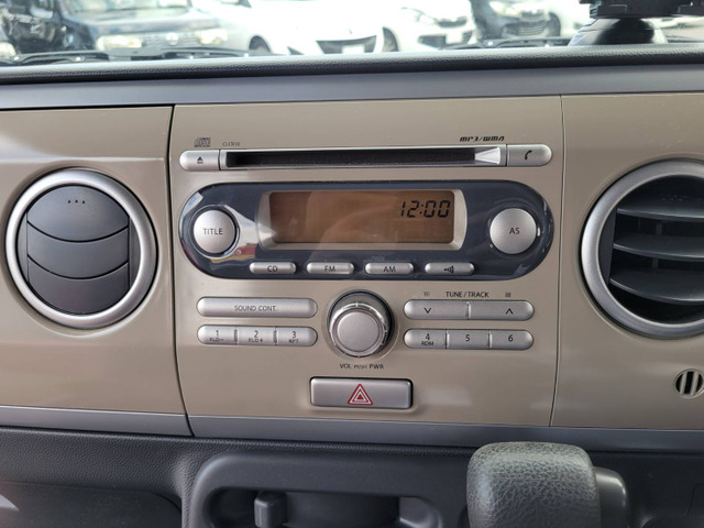 自動車保険ご相談ください!三井住友、あいおいニッセイ同和代理店☆見積もりします。保険担当が万が一の場合連携を取って敏速に対応します。代車、レンタカーもご用意しますのでご安心ください。