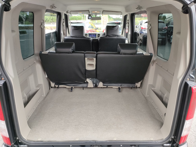 【試乗OK】お車の移動や手続きなどございますので、ご希望の際はご来店日時を前日までにご連絡ください。ナンバープレートの無い車の公道での試乗は、スタッフの運転となります。