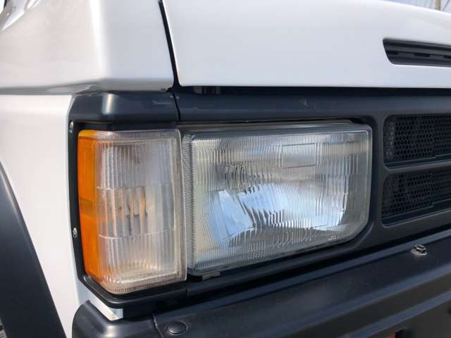 �����w�b�h���C�g���܂蓙���Ȃ��Y��ł��B