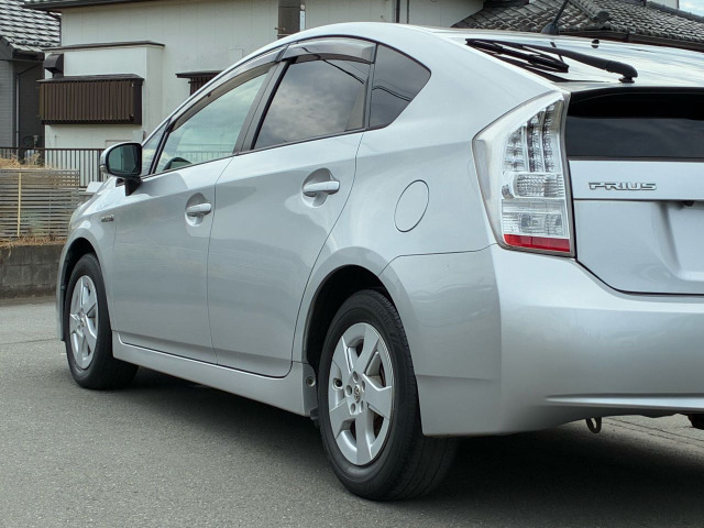 ���[�Ԏ��̔������E�������ɂ͓��ɂ�������Ă��܂���