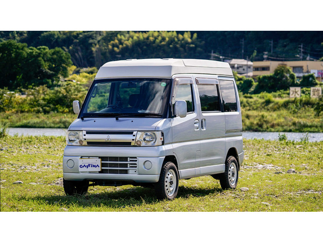 �킾�������z������悤�ɎԌ��Ή��̃��t�g�A�b�v���Ă��܂��B(3cm�ق�) (�^�C����BS�̃I�[���V�[�Y���^�C���𗚂��܂���)