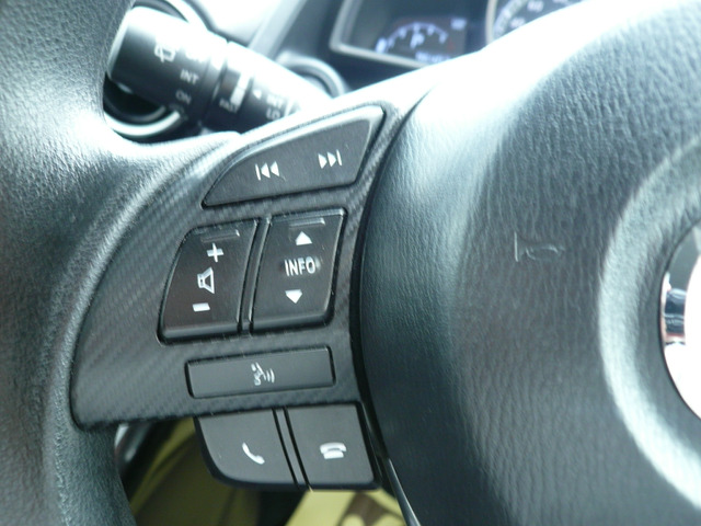 �n���Y�t���[�d�b�@�\�t���X�e�A�����O�X�C�b�`�� �茳�ŁA�i�r�̑���E�d�b�Ή����ł��܂�?