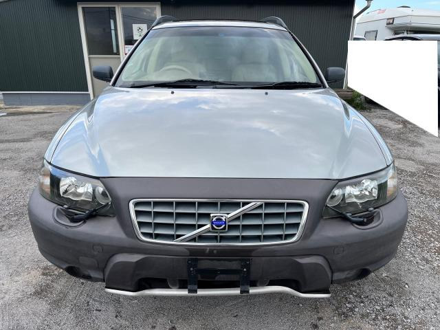 XC70(ボルボ) 2.5T 4WD　(ご商談中)オーナー様直接仕入車 禁煙車 中古車画像