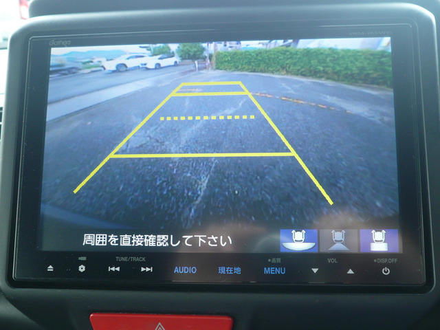 駐車も安心のバックカメラ駐車が苦手な方に喜ばれる機能です!