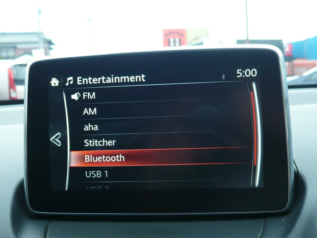 SD�i�r��AM/FM���W�I��Bluetooth�EUSB�ڑ��\�􁦏����i�r�ł��B�e���r�ECD/DVD�����ł��܂���B��������������_(._.)_