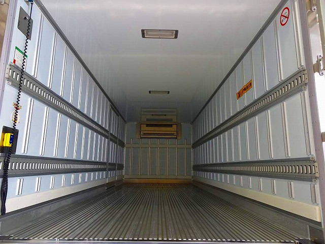 �ב����:613&times;225&times;200 ���L�[�X�g�� ���T�C�h�J���h�A ���b�V���O���[��2�i/�x���g2�� ���������O��2�� �׎�LED��3�� &plusmn;30�x�ݒ� -12�x�m�F PG/1,000kg