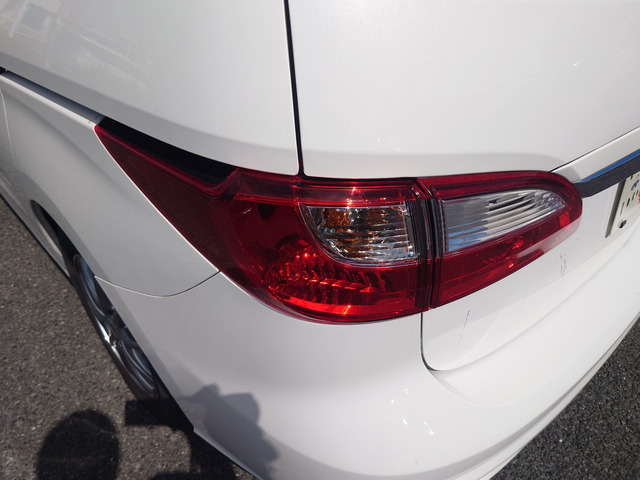 程度が悪い車が安いのは当たり前です。当店はコストを安く!薄利多売価格設定でお客様が良質安価な車両に出会える事にこだわっております。少し年式が古くても程度の良い車両は沢山あります!