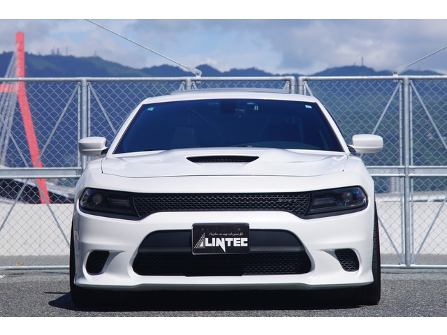チャージャーSRT ヘルキャット