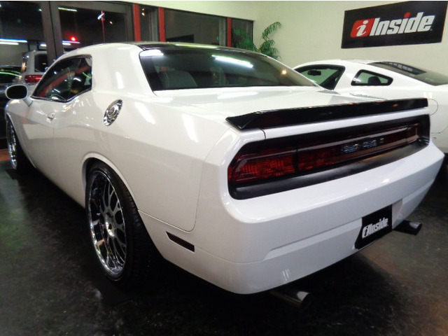 �z���C�g�J���[�u���b�N���[�t���b�s���O&F�X�|�C���[&�g�����N�X�|�C���[&�N���[�Y�R���g���[��&HID���C�g&HIDFOG���C�g&���b�h�e�[�����Z���X�ǂ��d�オ���Ă���܂�