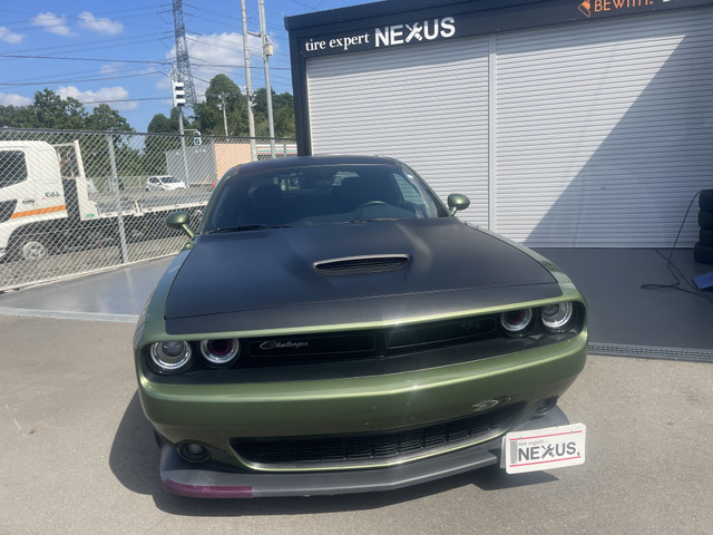 ダッジ チャレンジャー グリーン(緑色)の中古車一覧｜中古車検索